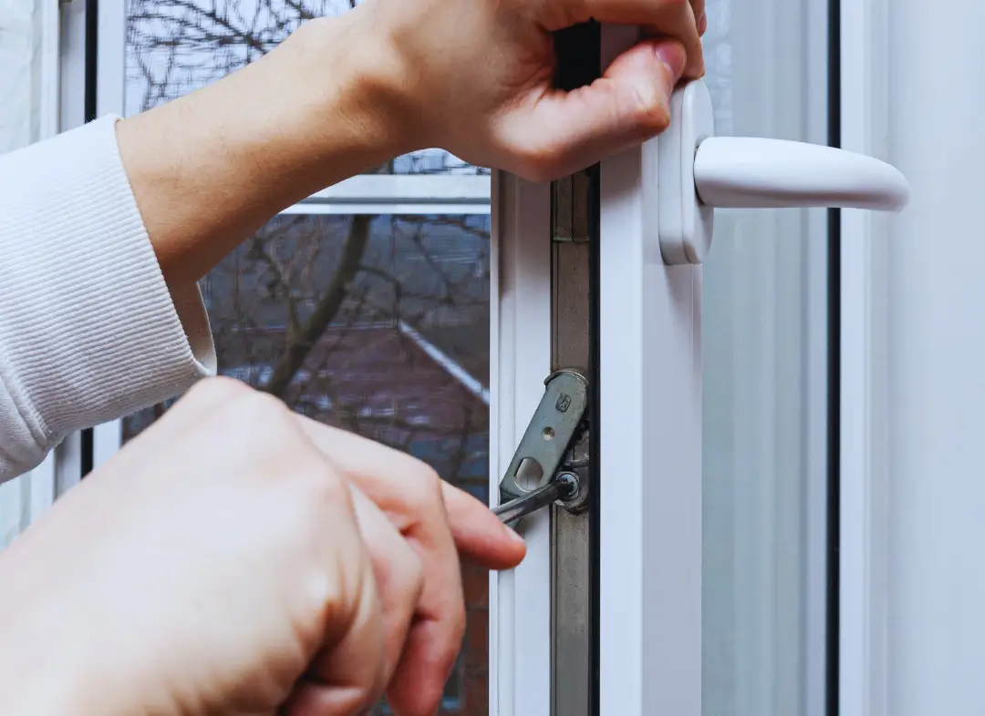 Réparation serrure de fenêtre Bram